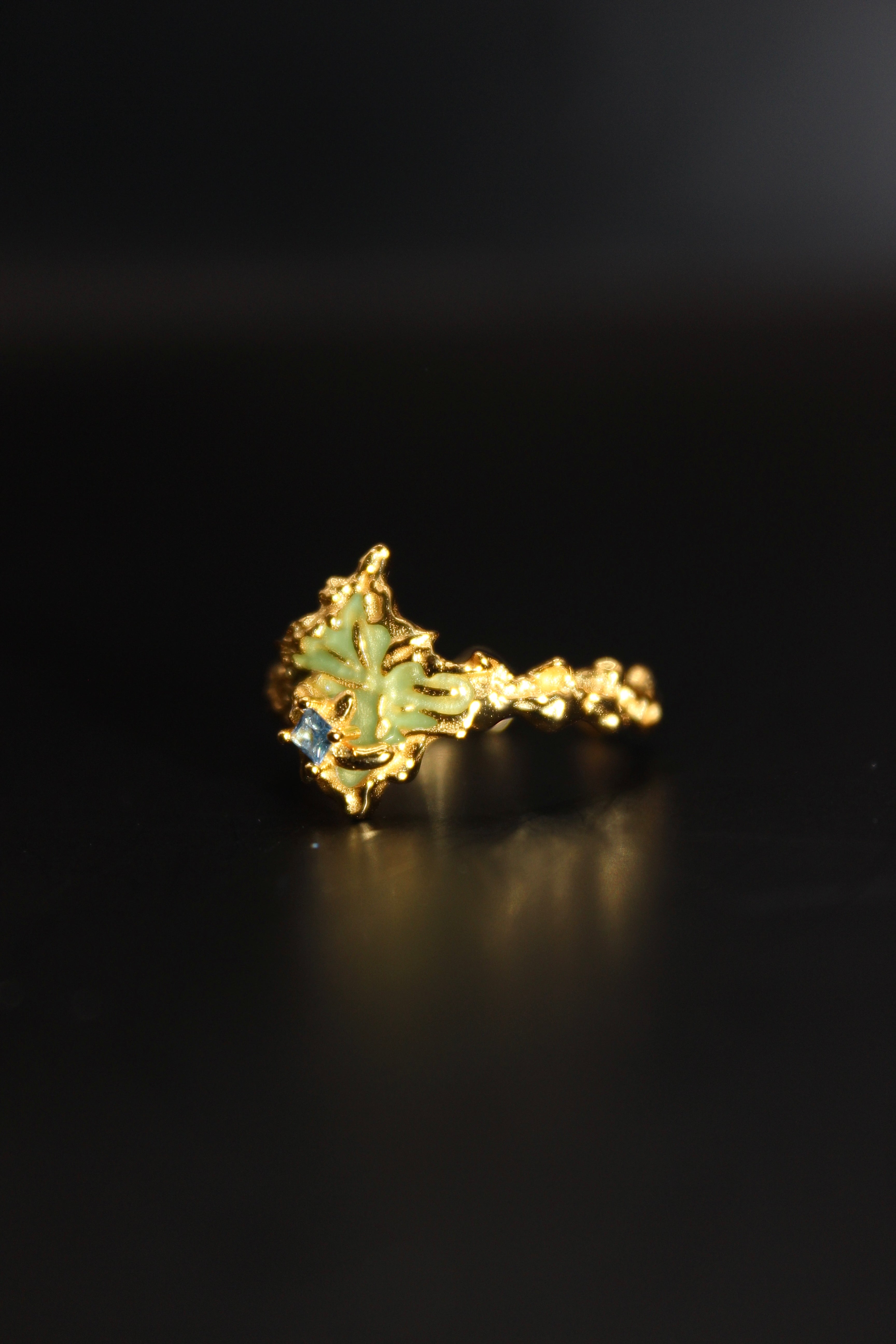 Huế Dynasty Ring