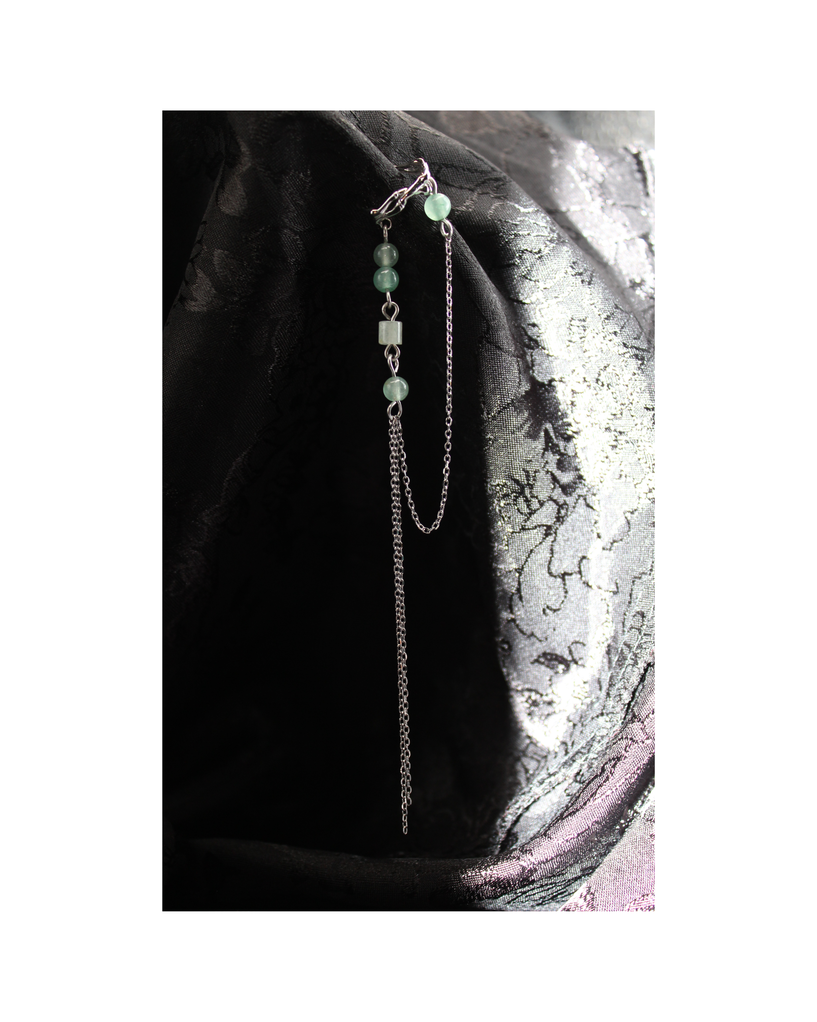 Pitohui Ear Cuff