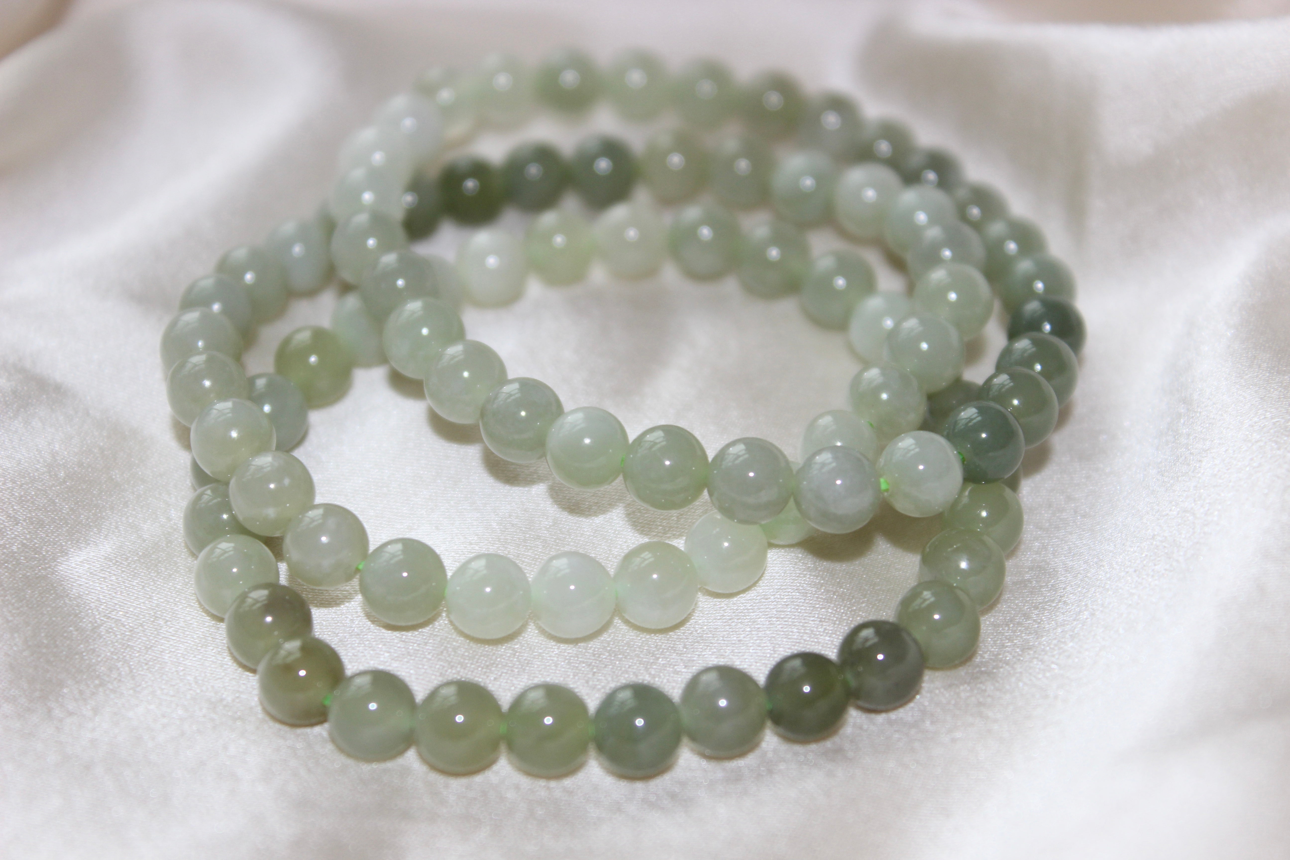 Light Green Jade Beaded Bracelet