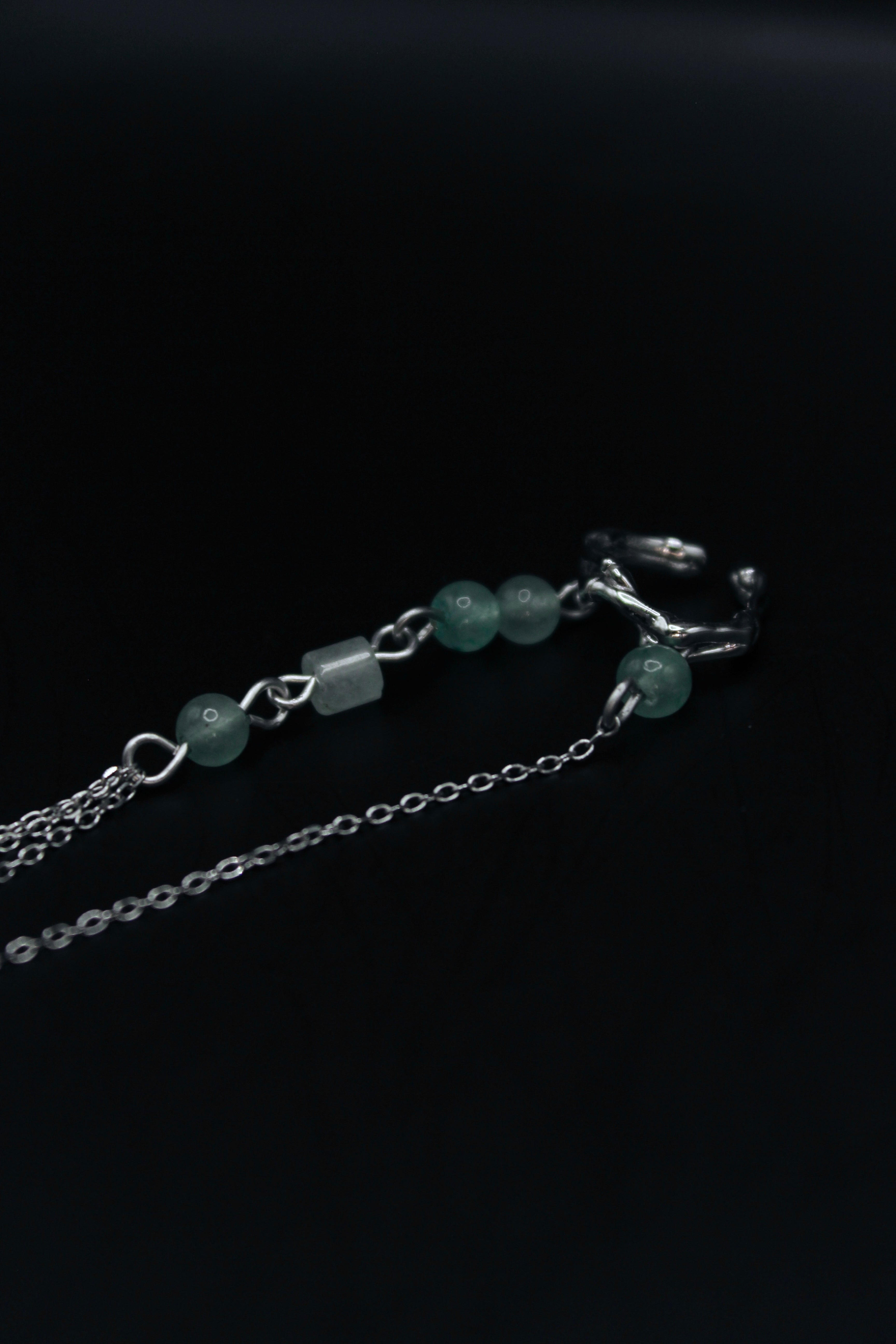 Pitohui Ear Cuff