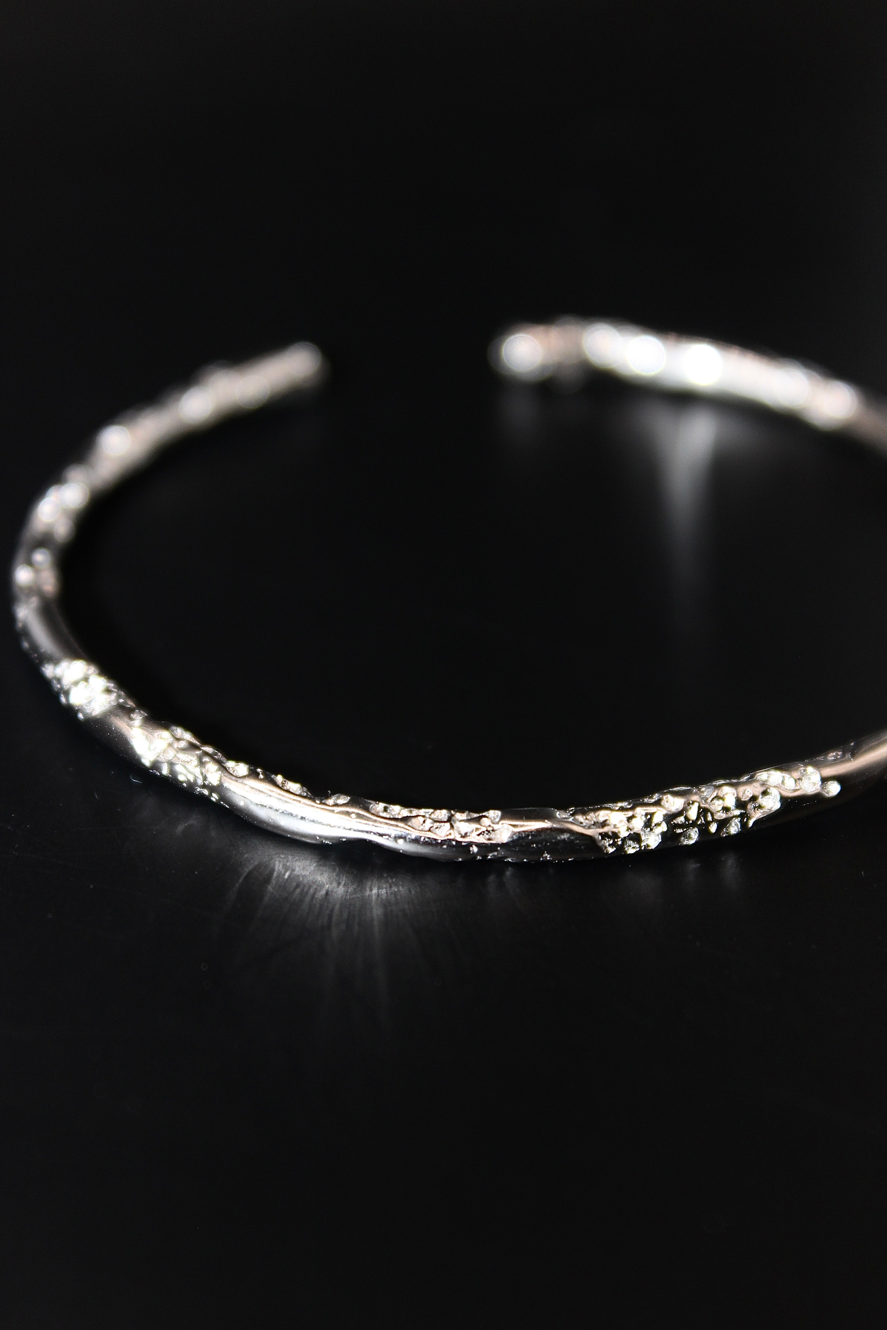 Hạ Long Current Bracelet