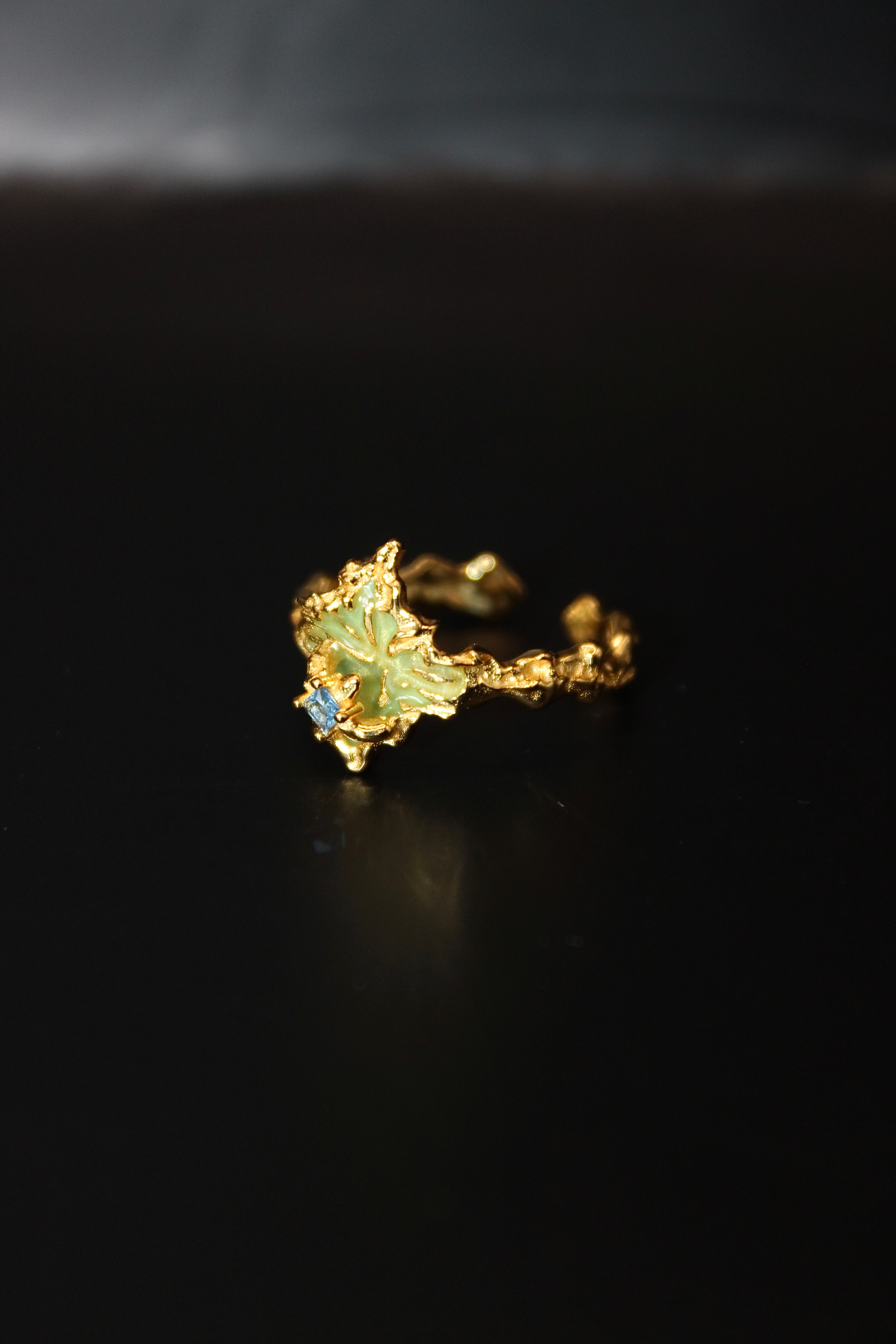 Huế Dynasty Ring