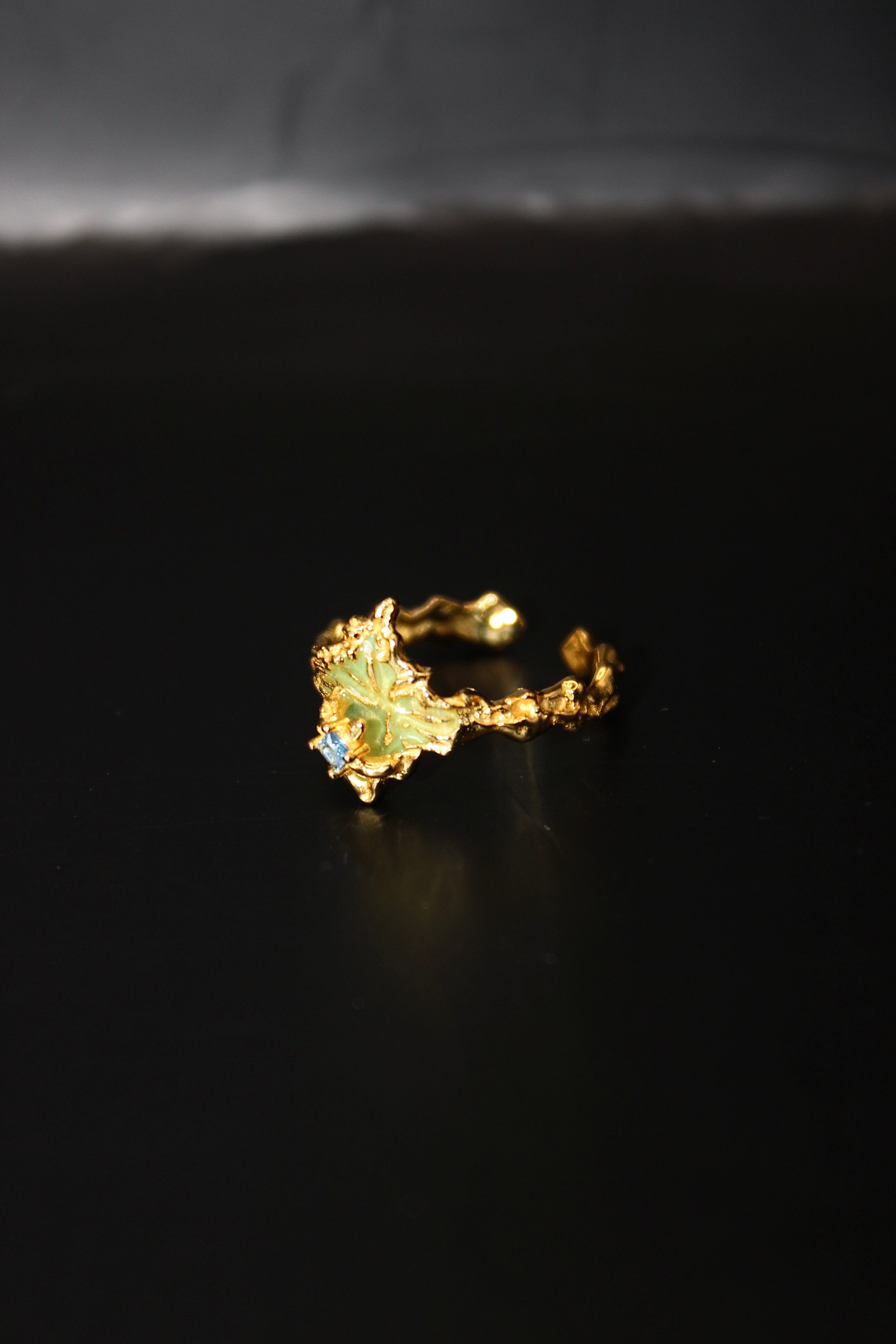 Huế Dynasty Ring