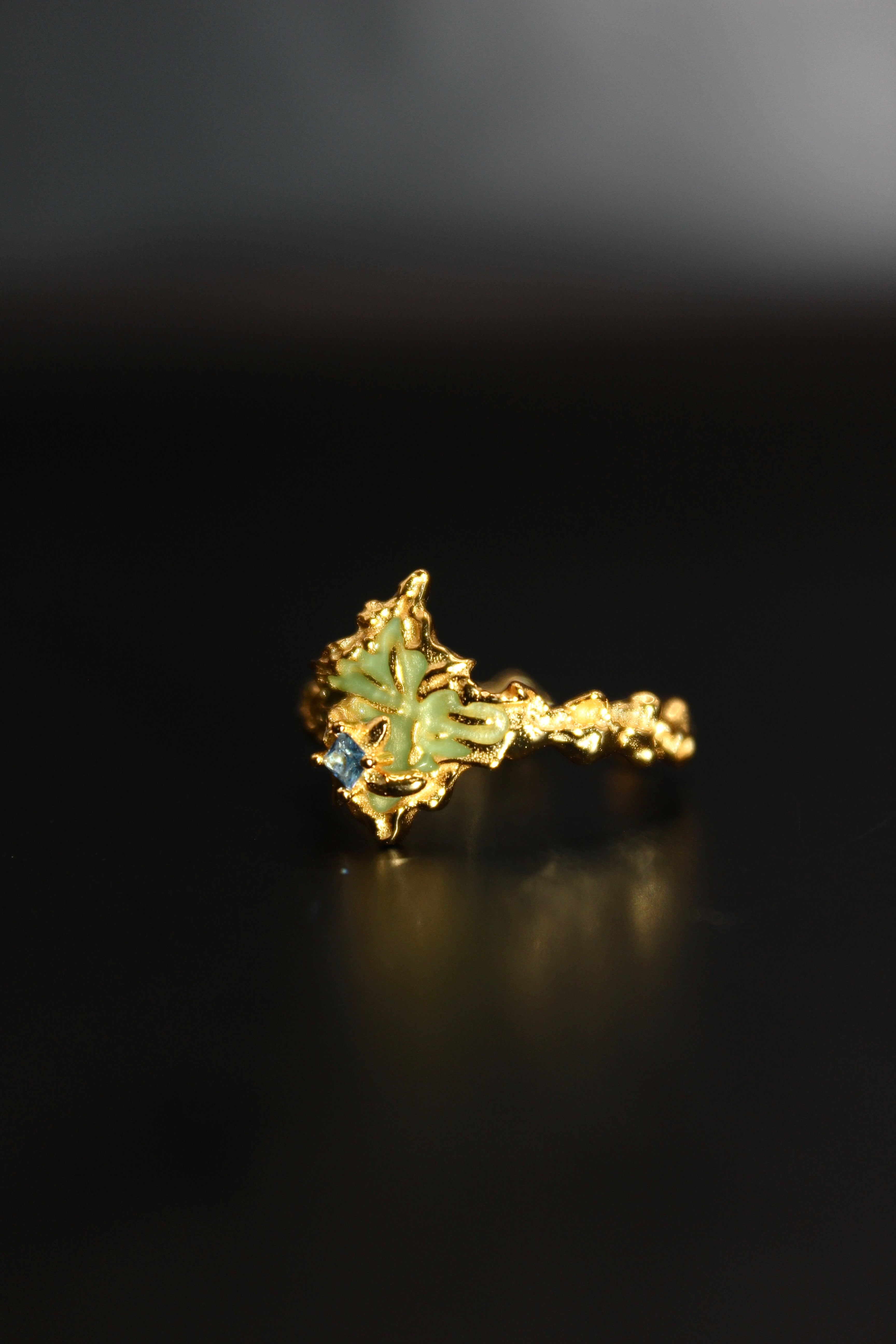 Huế Dynasty Ring