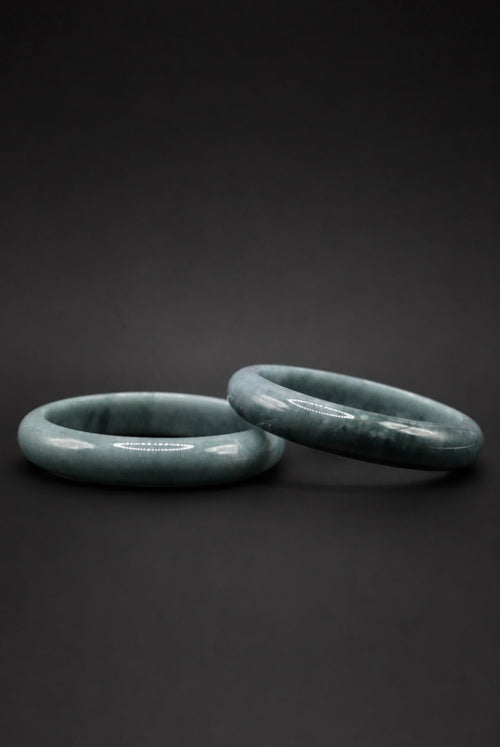 Blue Haze Jade Bangle