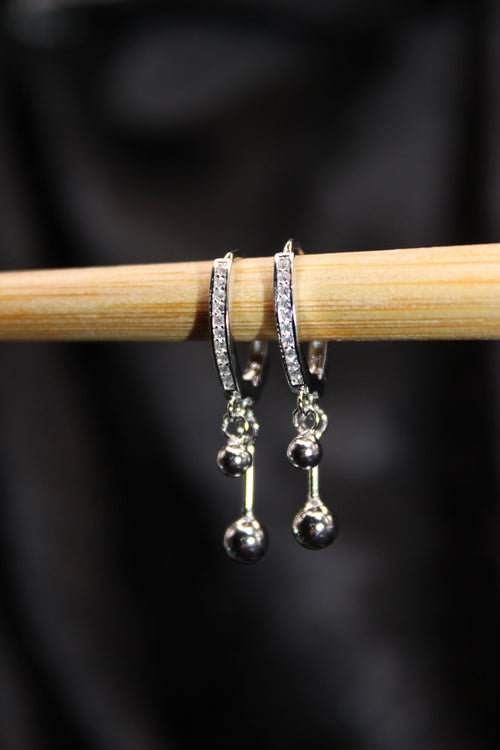 Sương Rơi Dangle Earrings