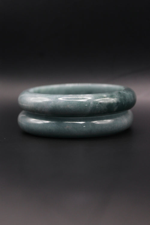 Blue Haze Jade Bangle