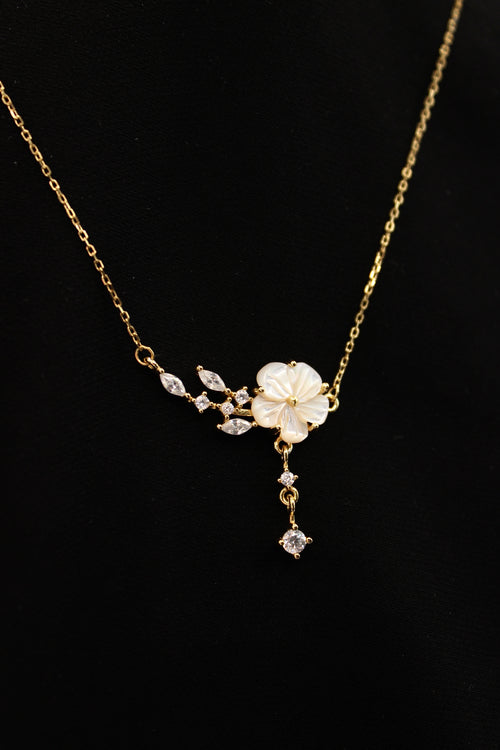 Đà Lạt Garden Necklace