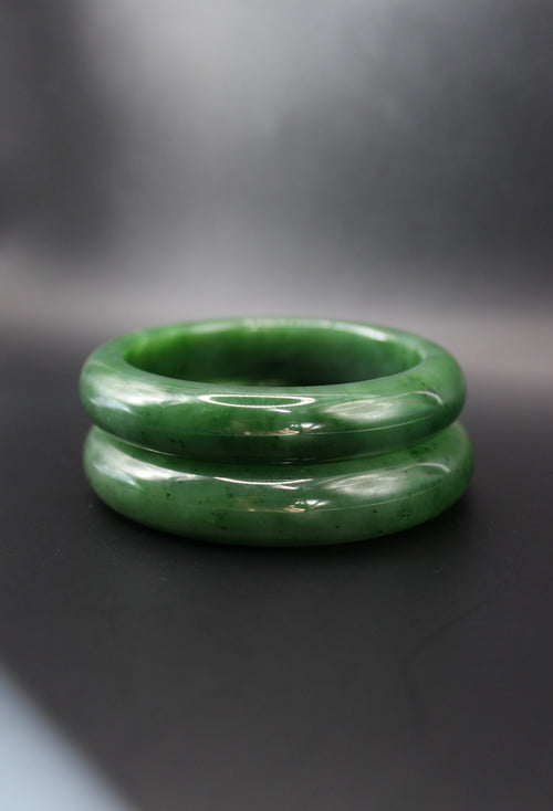 Thick Green Jade Bangle