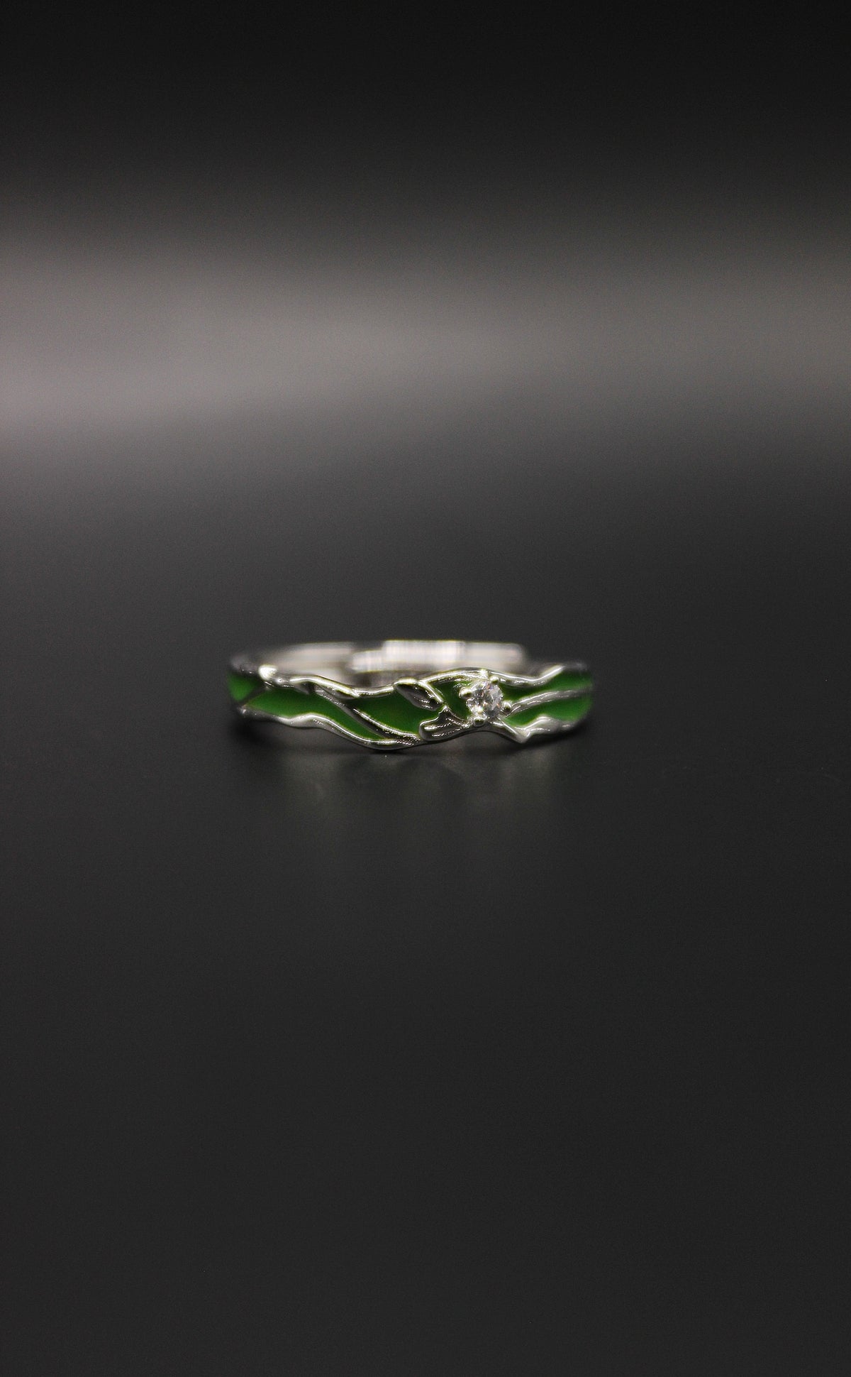 Venomous Vine Ring