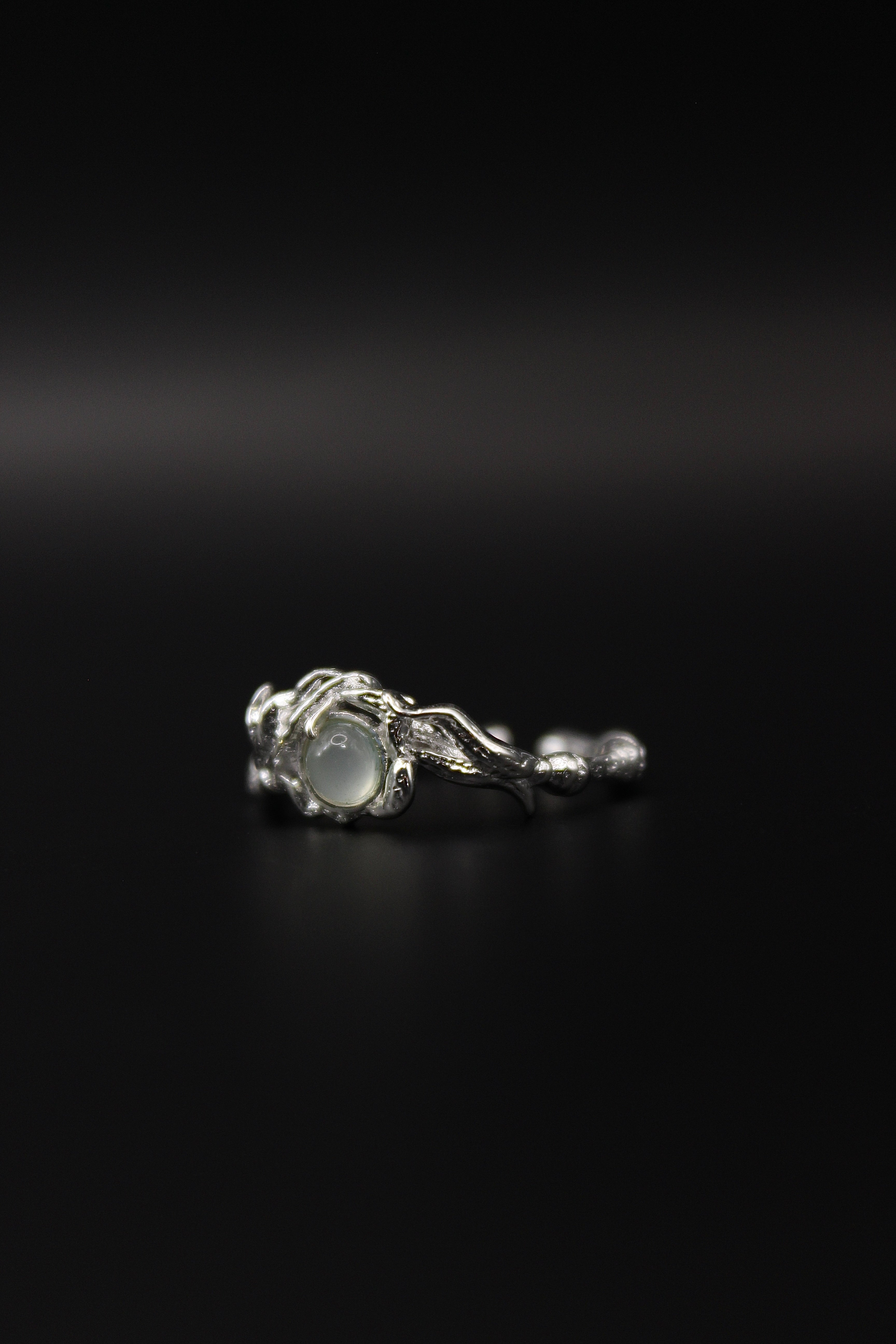 Mistline Ring