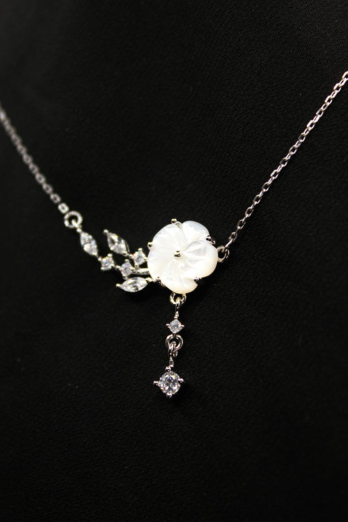 Đà Lạt Garden Necklace