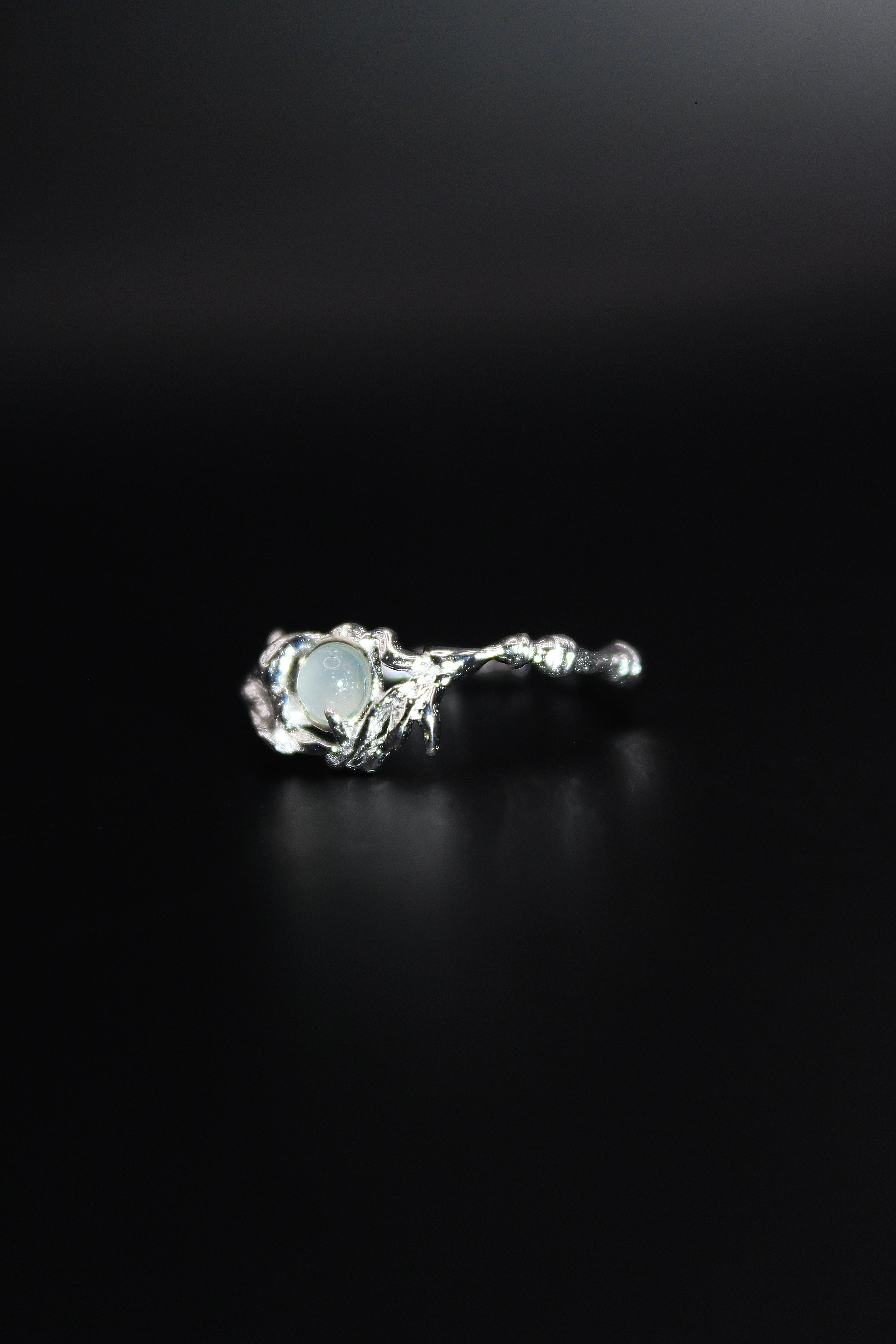 Mistline Ring