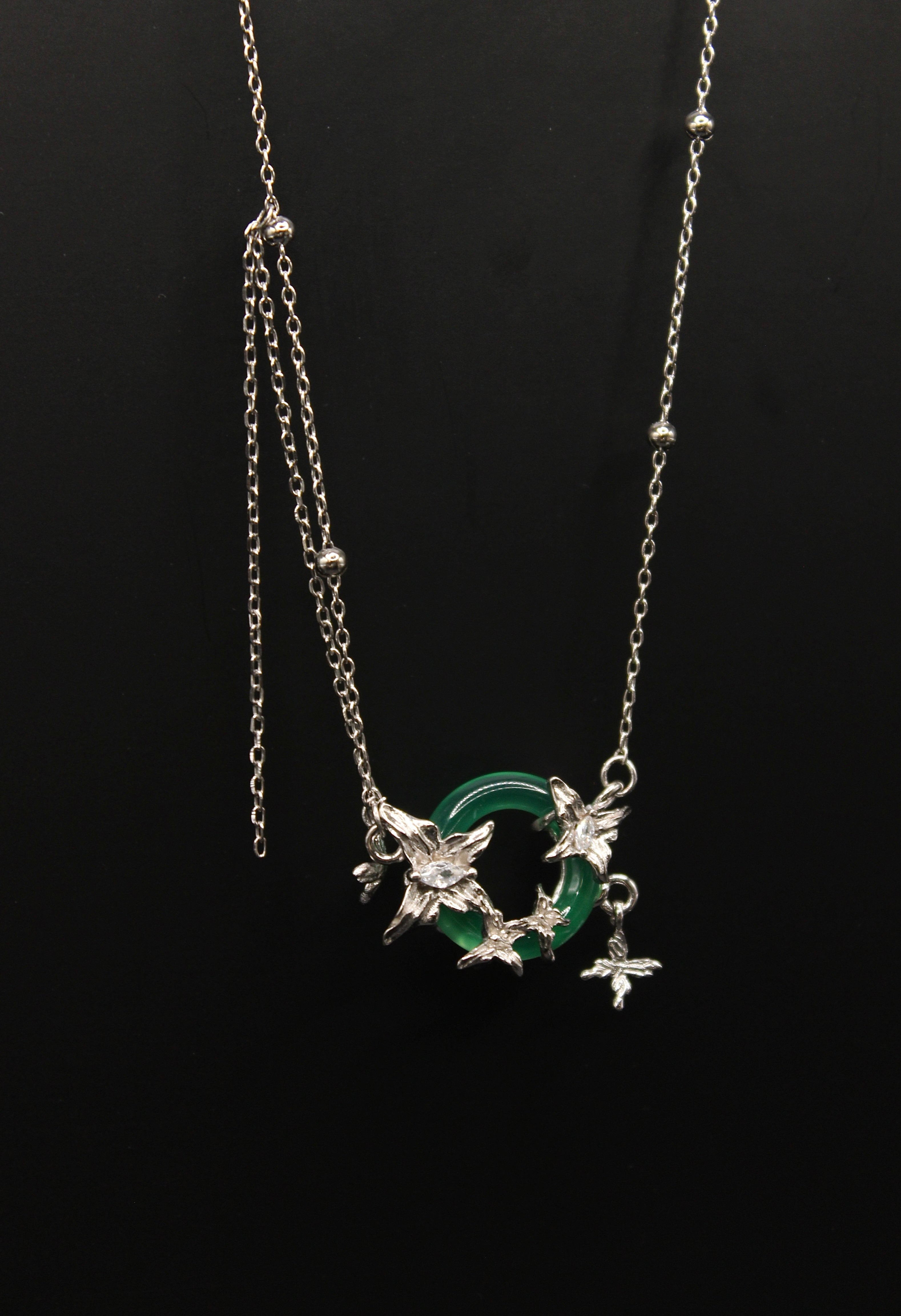 Lantana Camara Jade Necklace - Green Jade