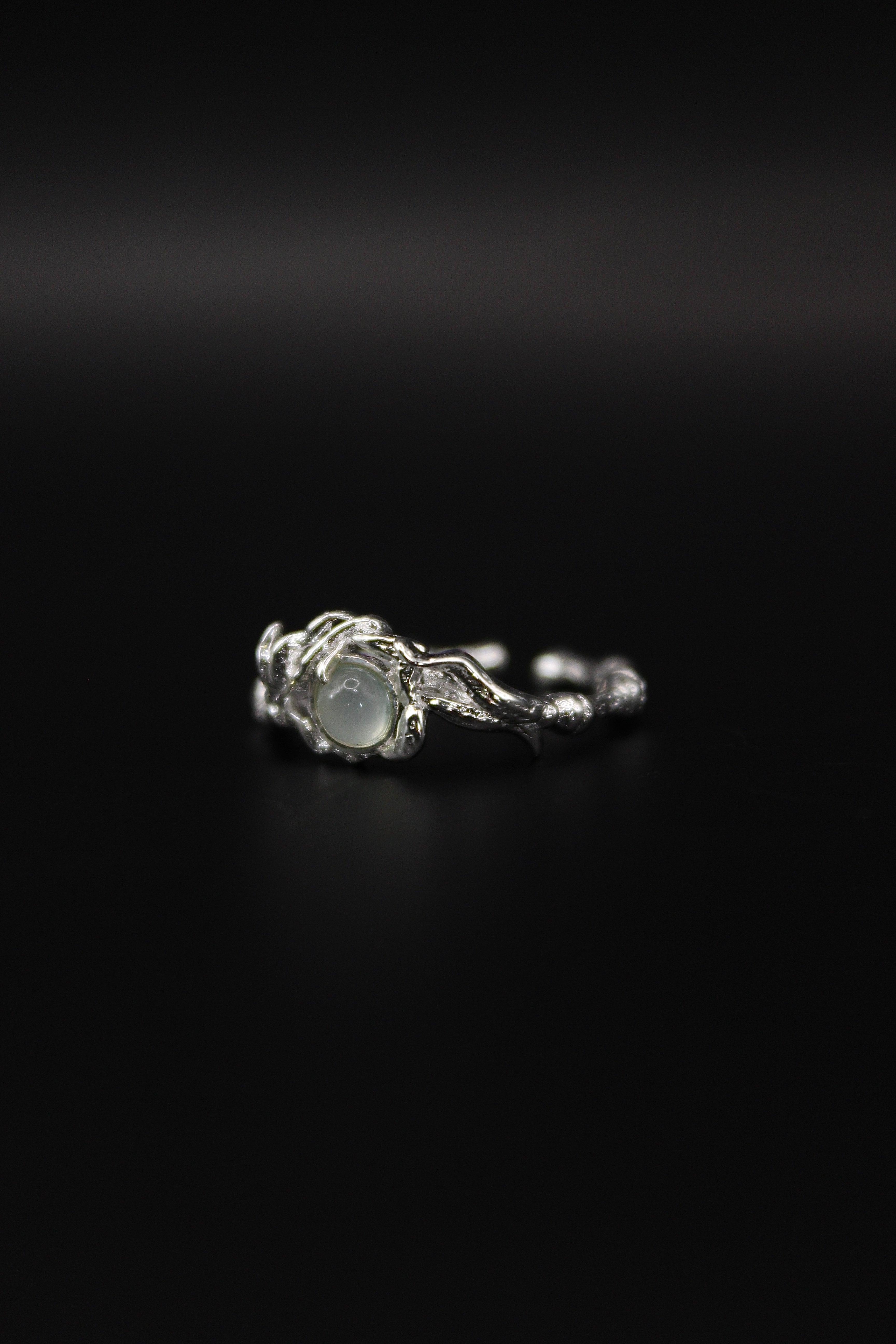 Mistline Ring