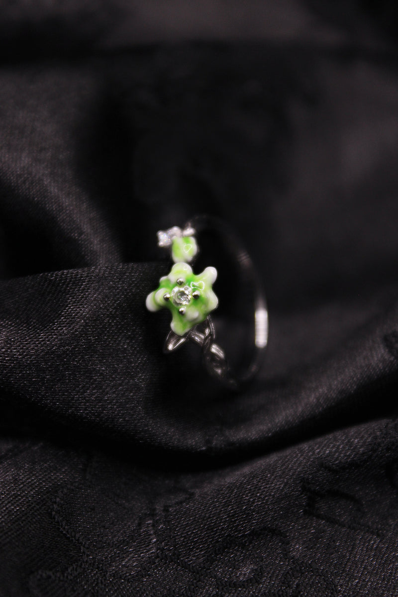 Soft Flower Ring