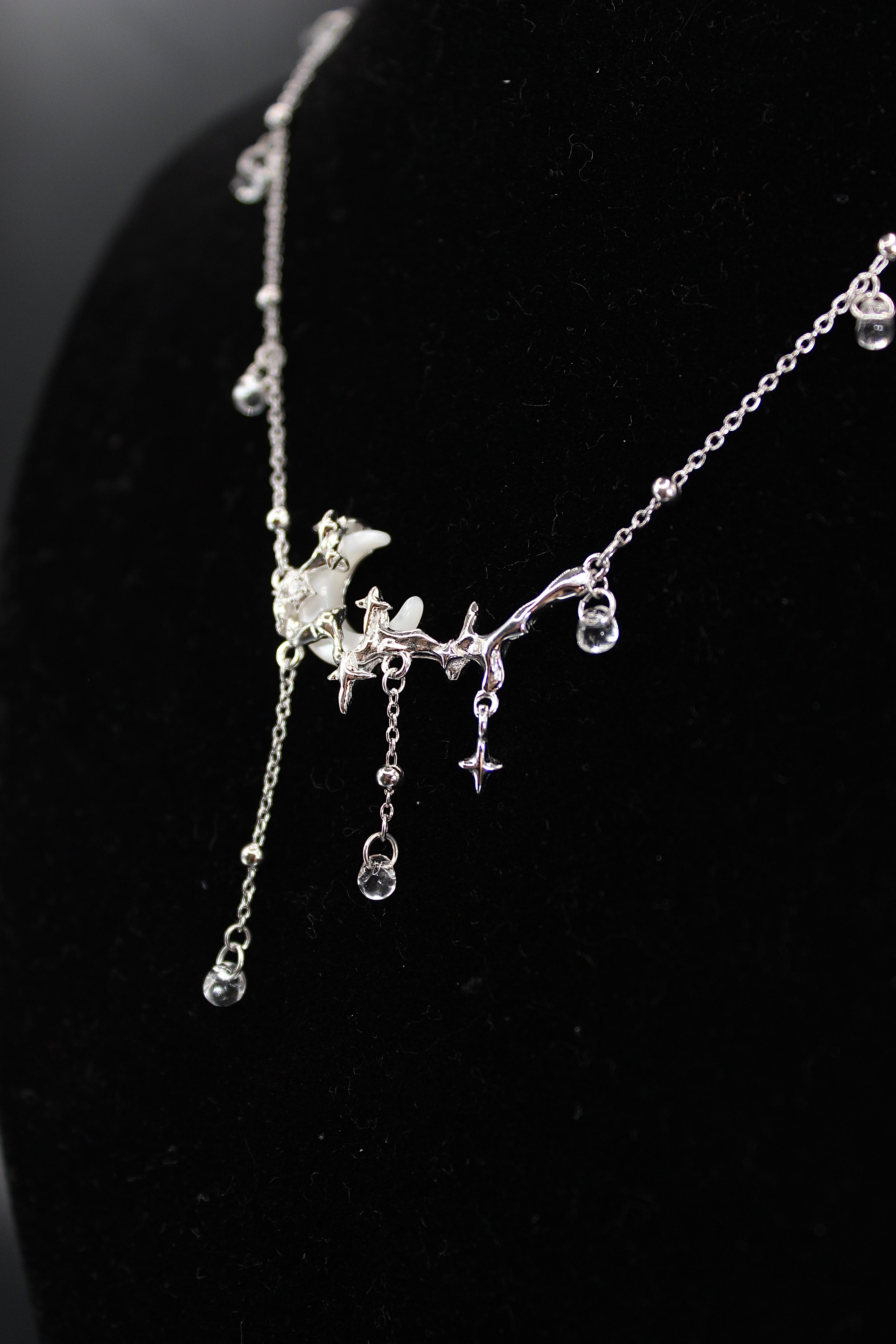 Cuội Moon Rain Necklace