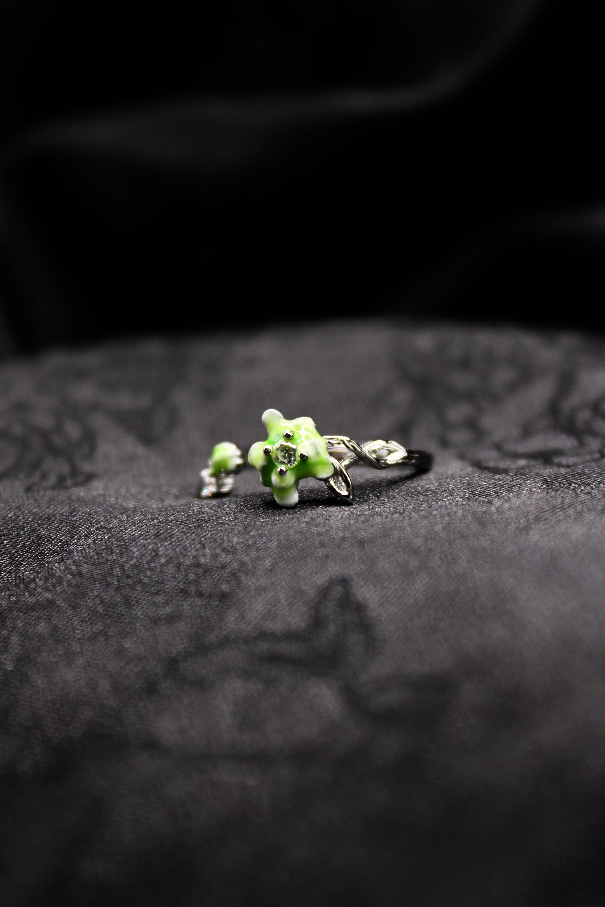 Soft Flower Ring