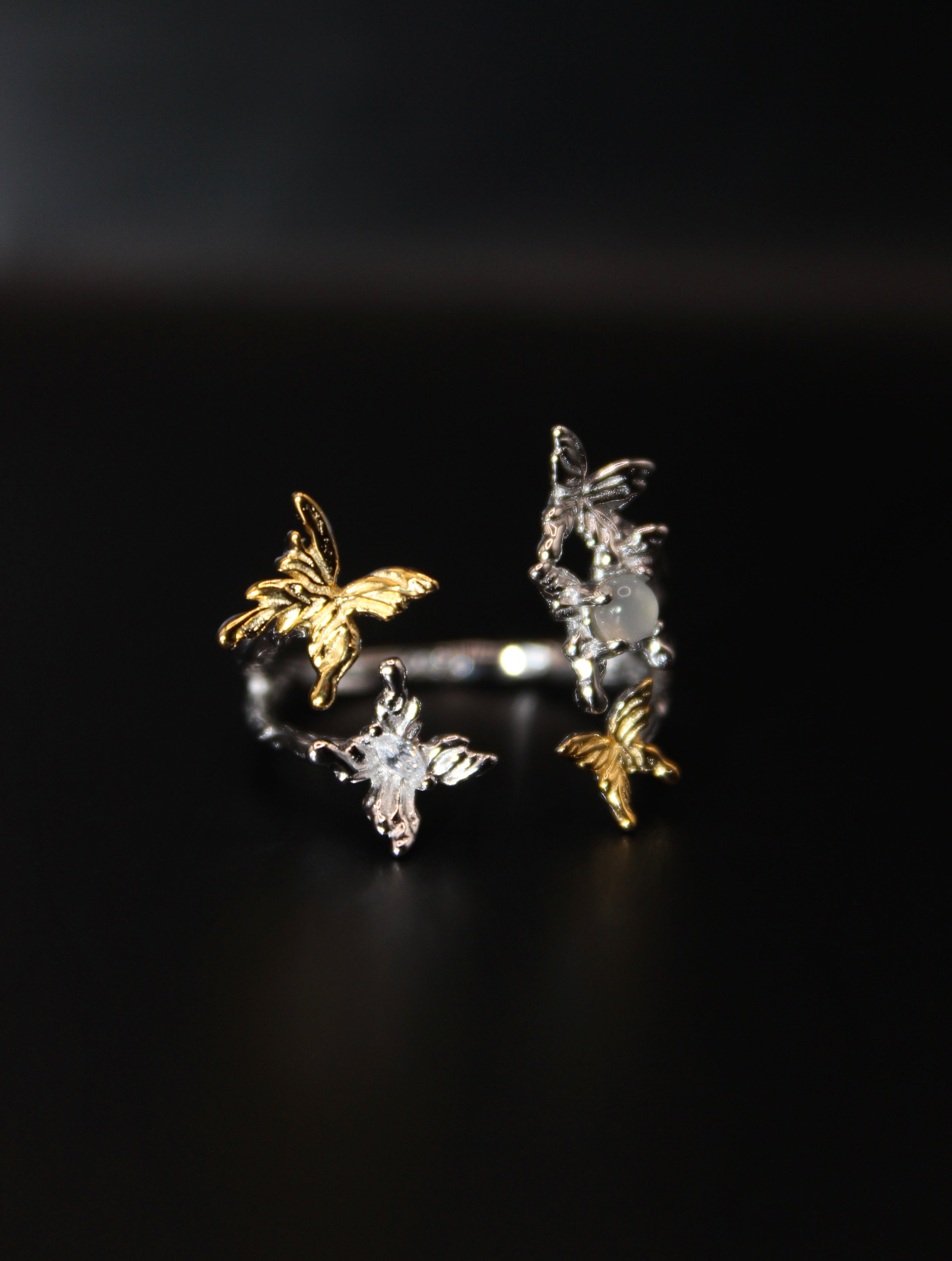 Butterflies of Đà Lạt Ring