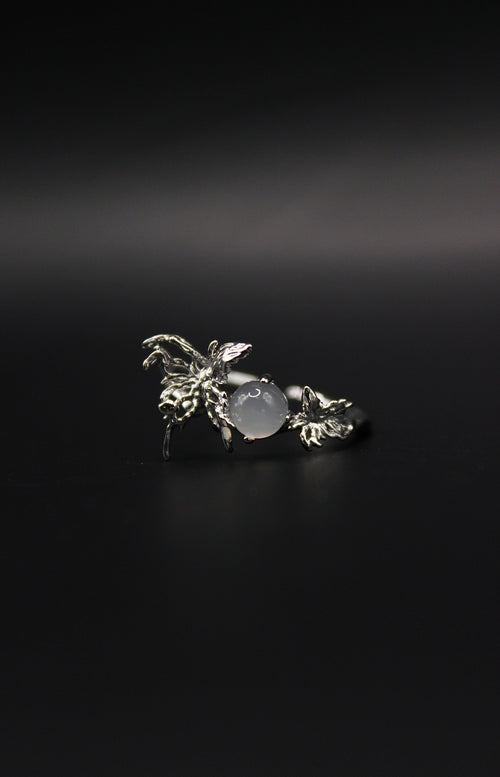 Hồn Điệp Ring