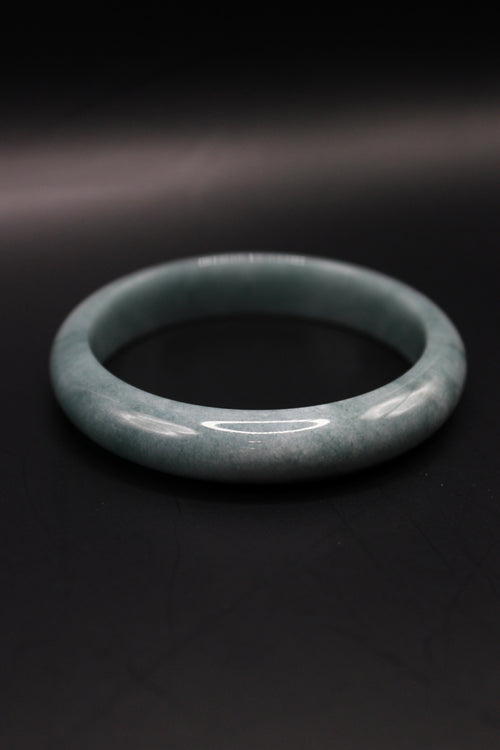 Blue Haze Jade Bangle