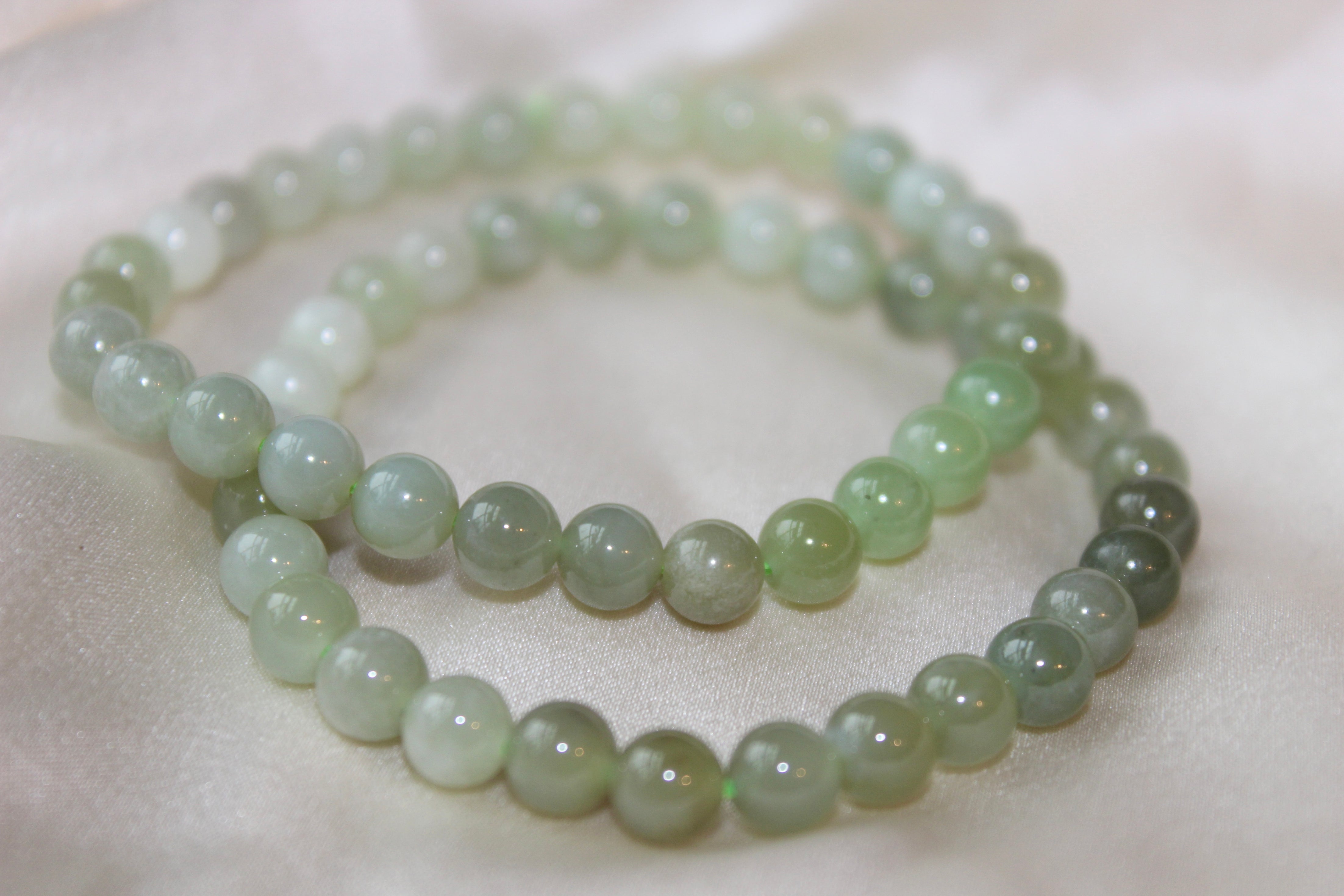Light Green Jade Beaded Bracelet